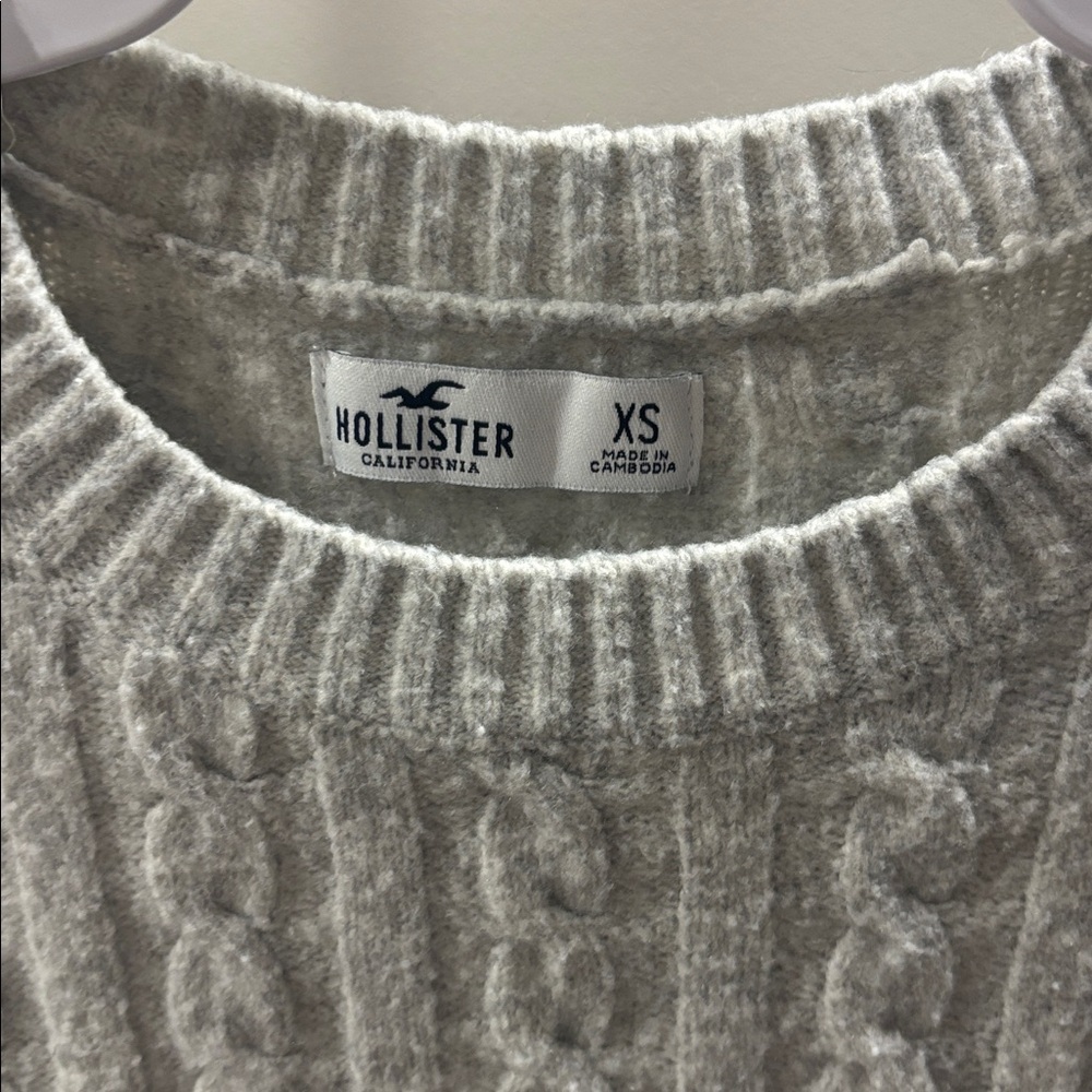 Hollister roped sweater - Picture 3 of 4